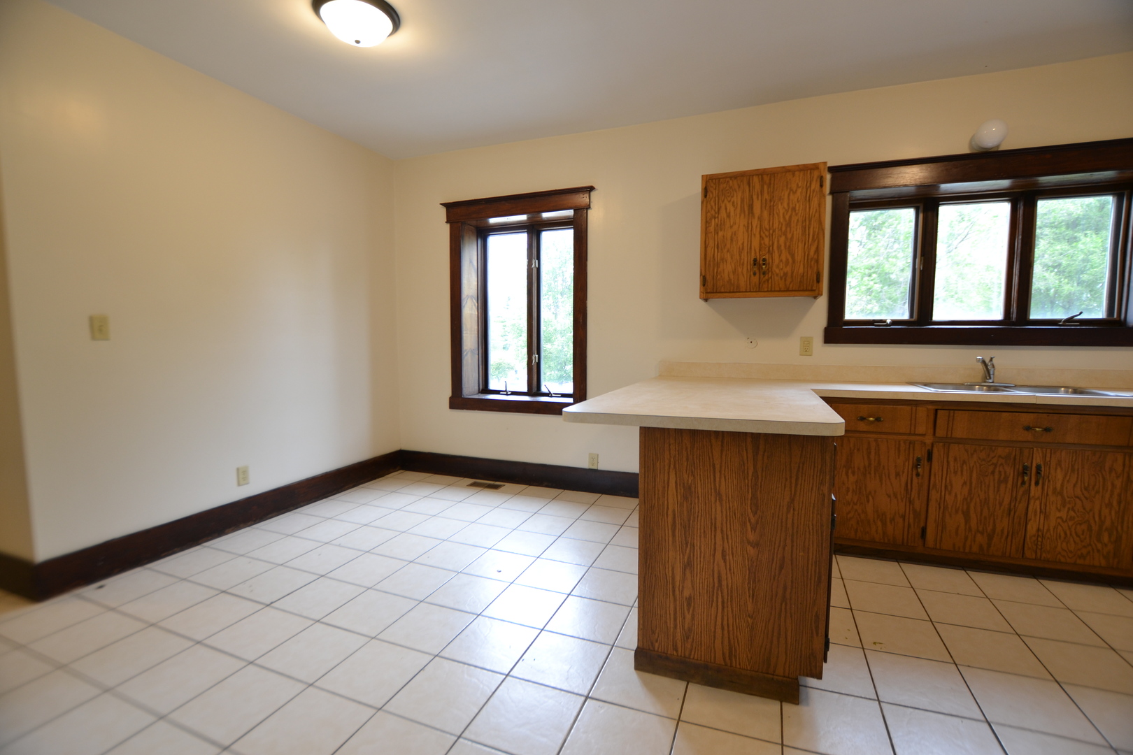 701 Meeker Avenue Property Photo 19