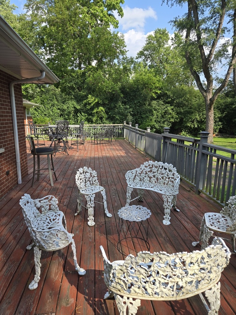 842 Highview Avenue Property Photo 9