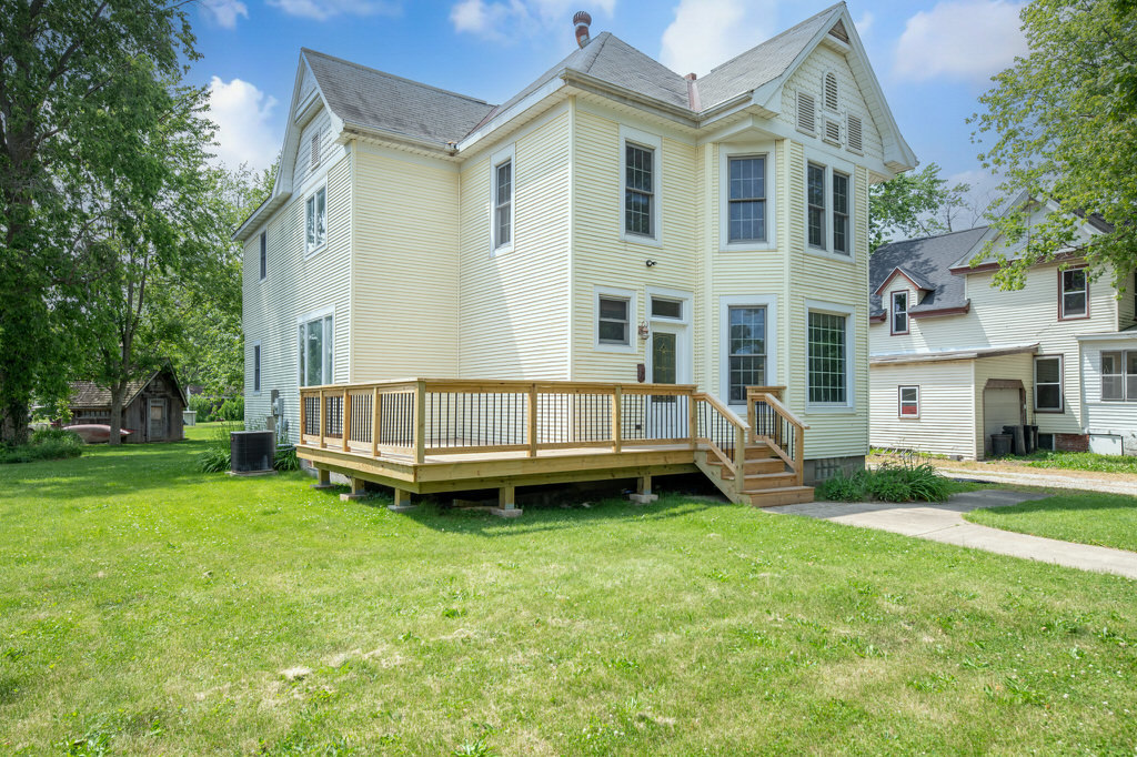 307 N Logan Street