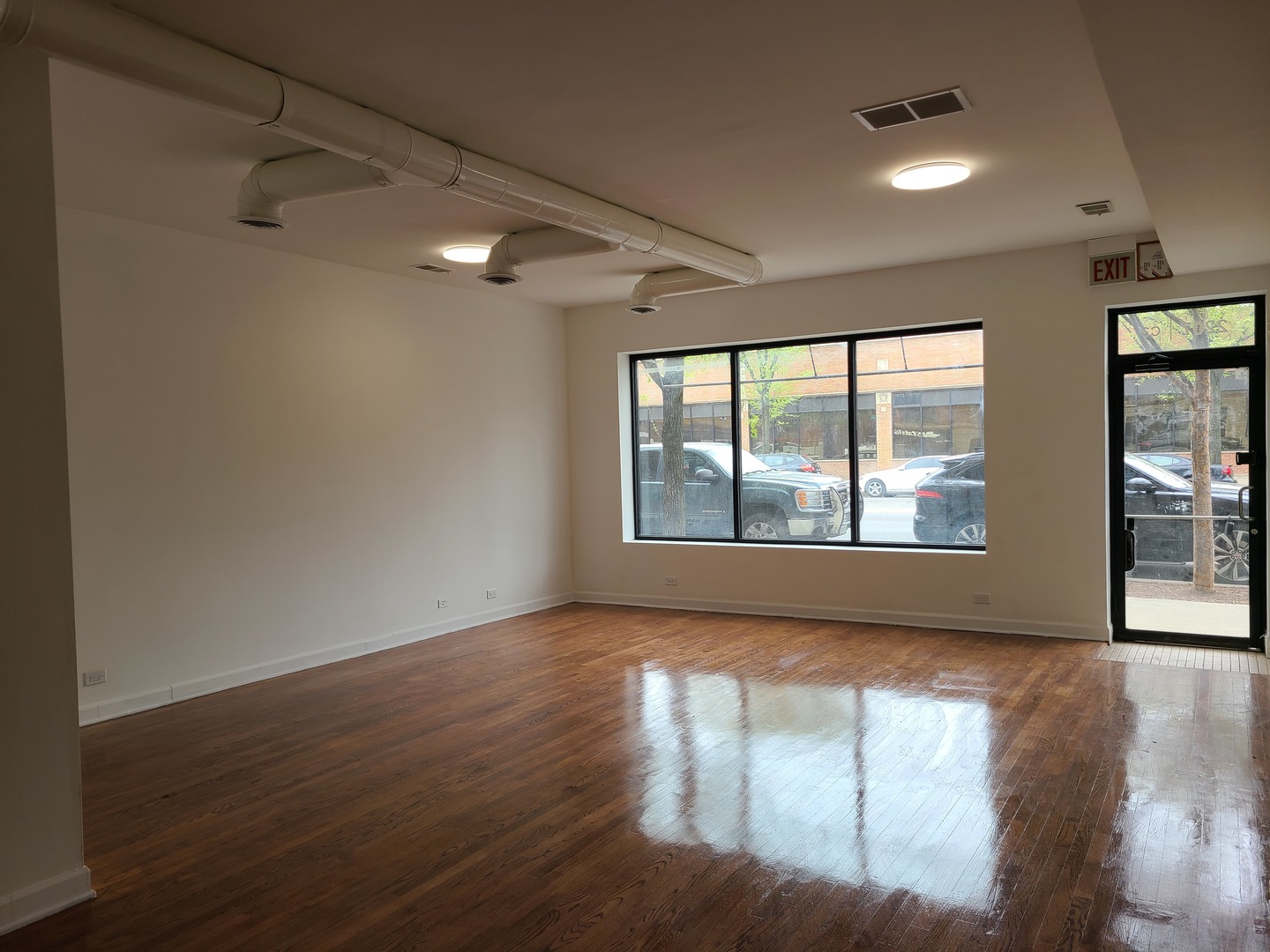 2207 N Western Avenue C3 Property Photo 2