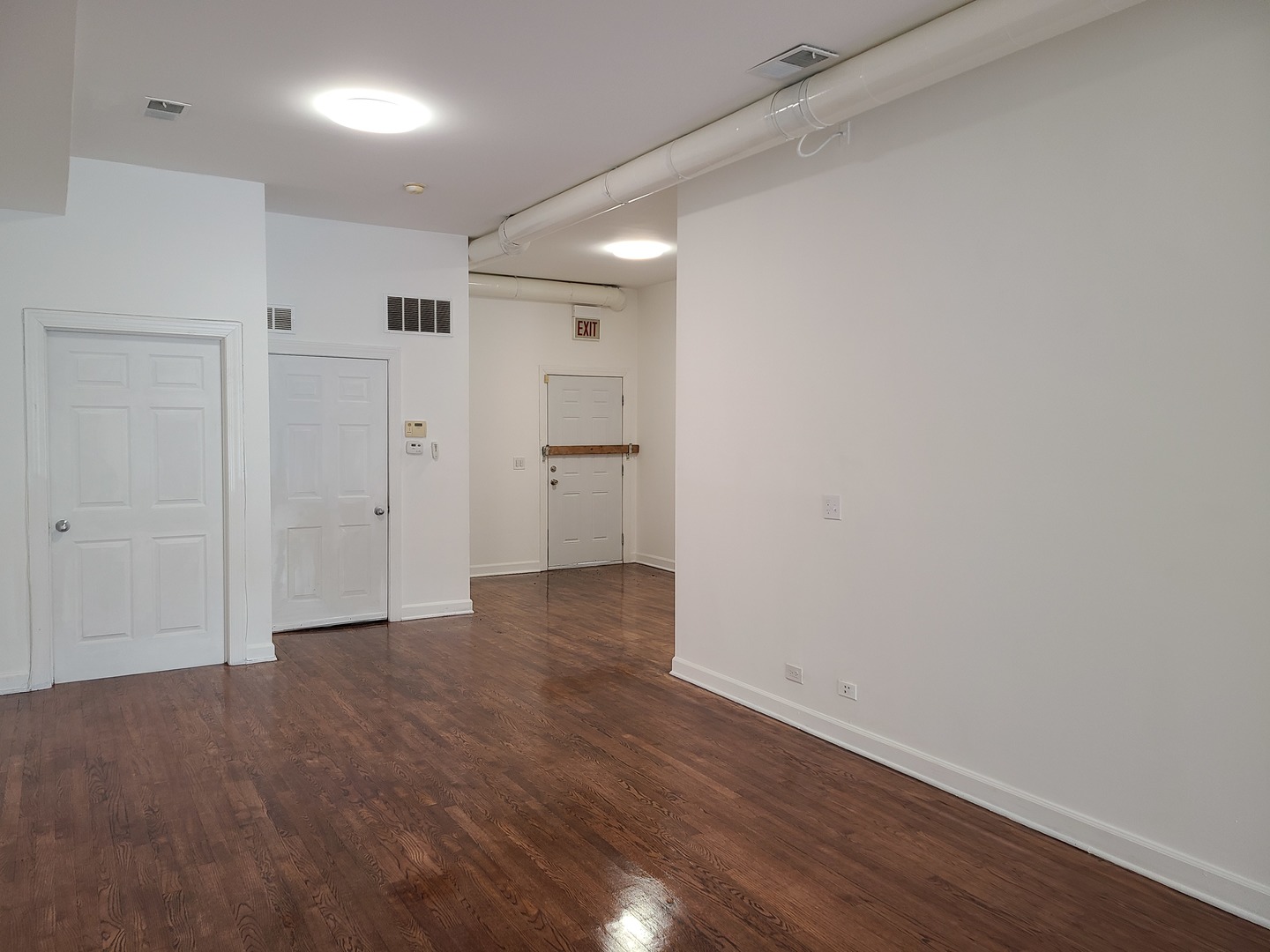 2207 N Western Avenue C3 Property Photo 8