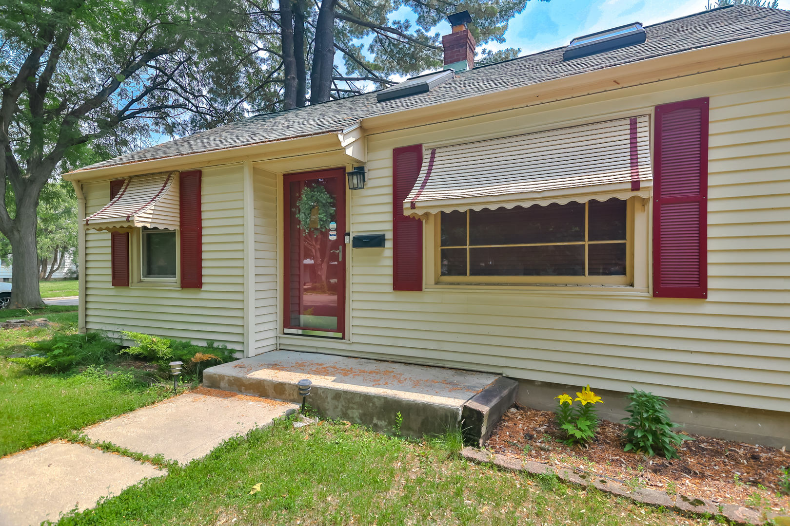 2928 Garfield Drive Property Photo 1