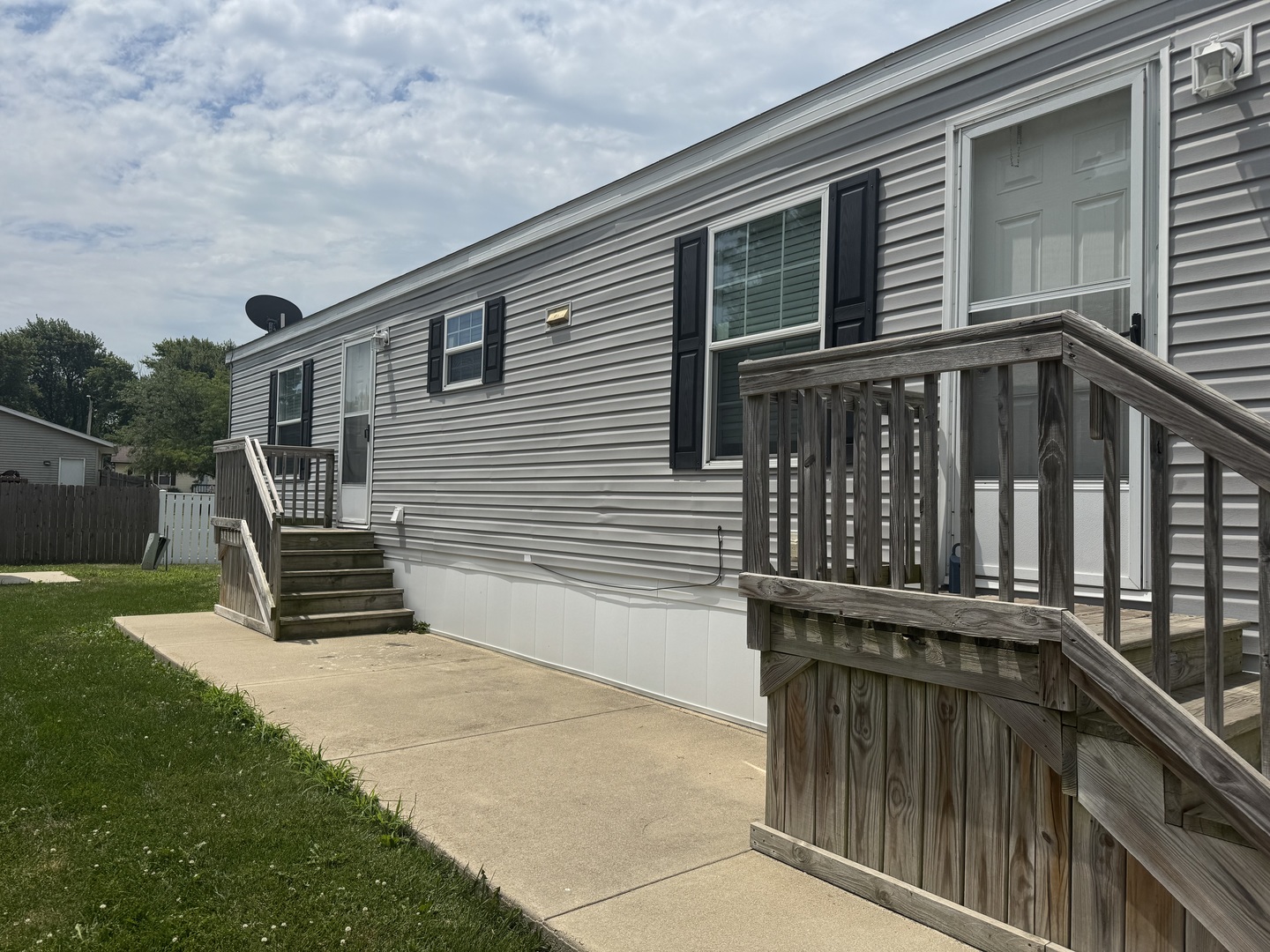 419 Highland Drive Property Photo 1