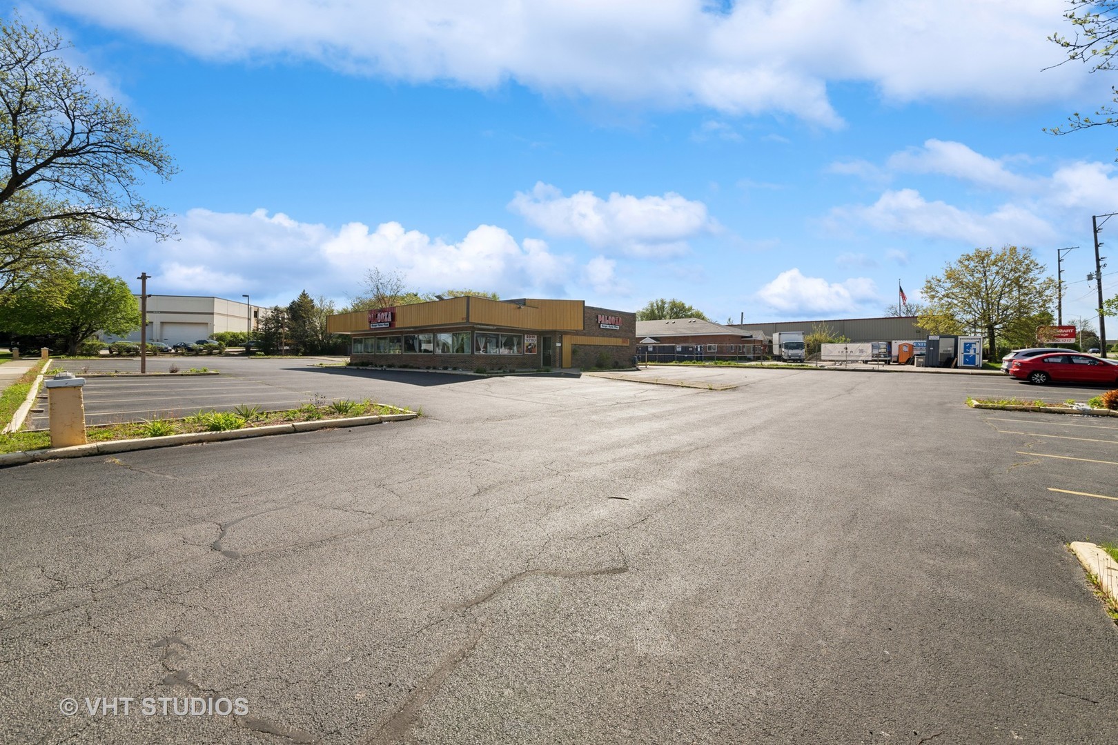 1820 W Irving Park Road Property Photo 7