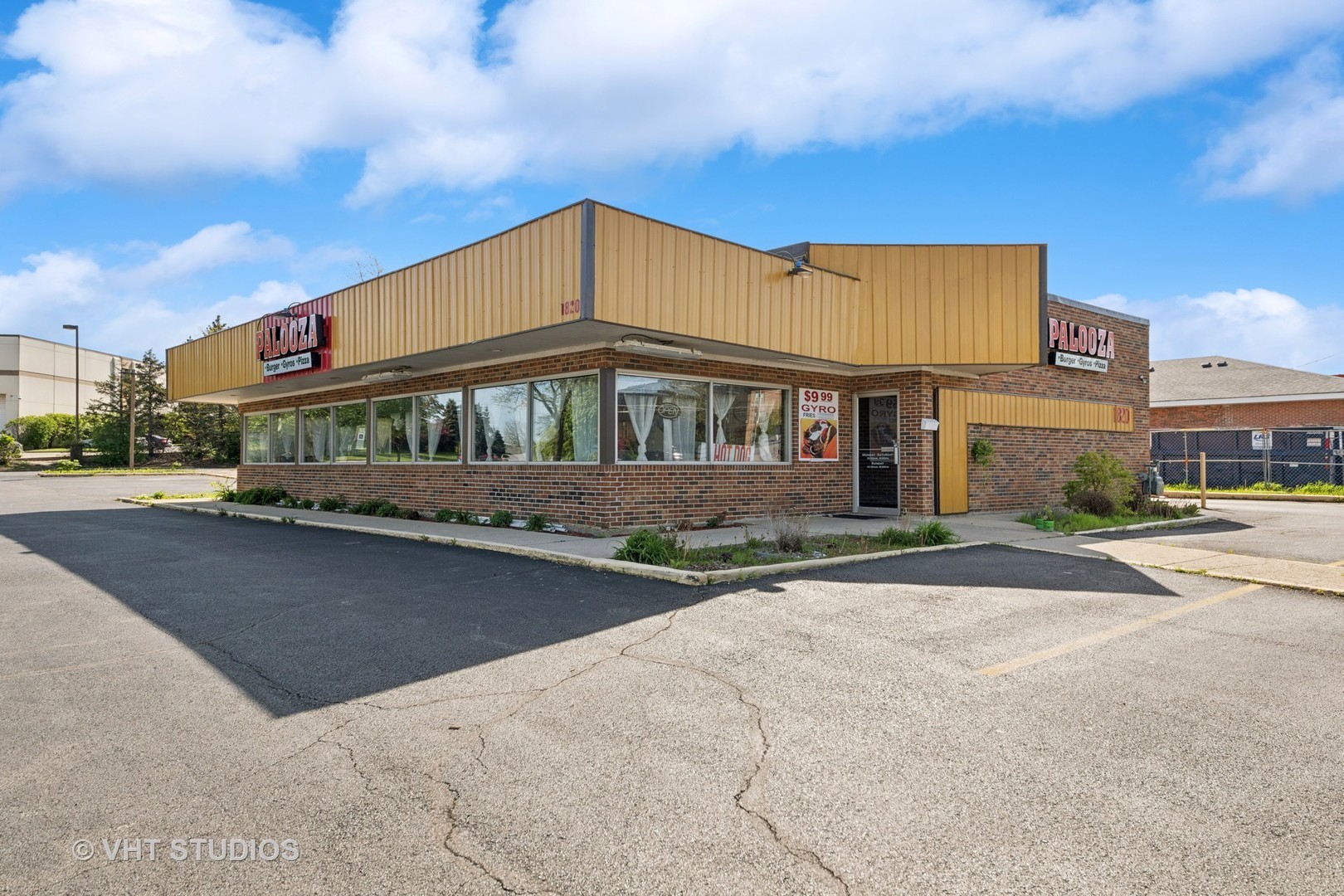 1820 W Irving Park Road Property Photo 8