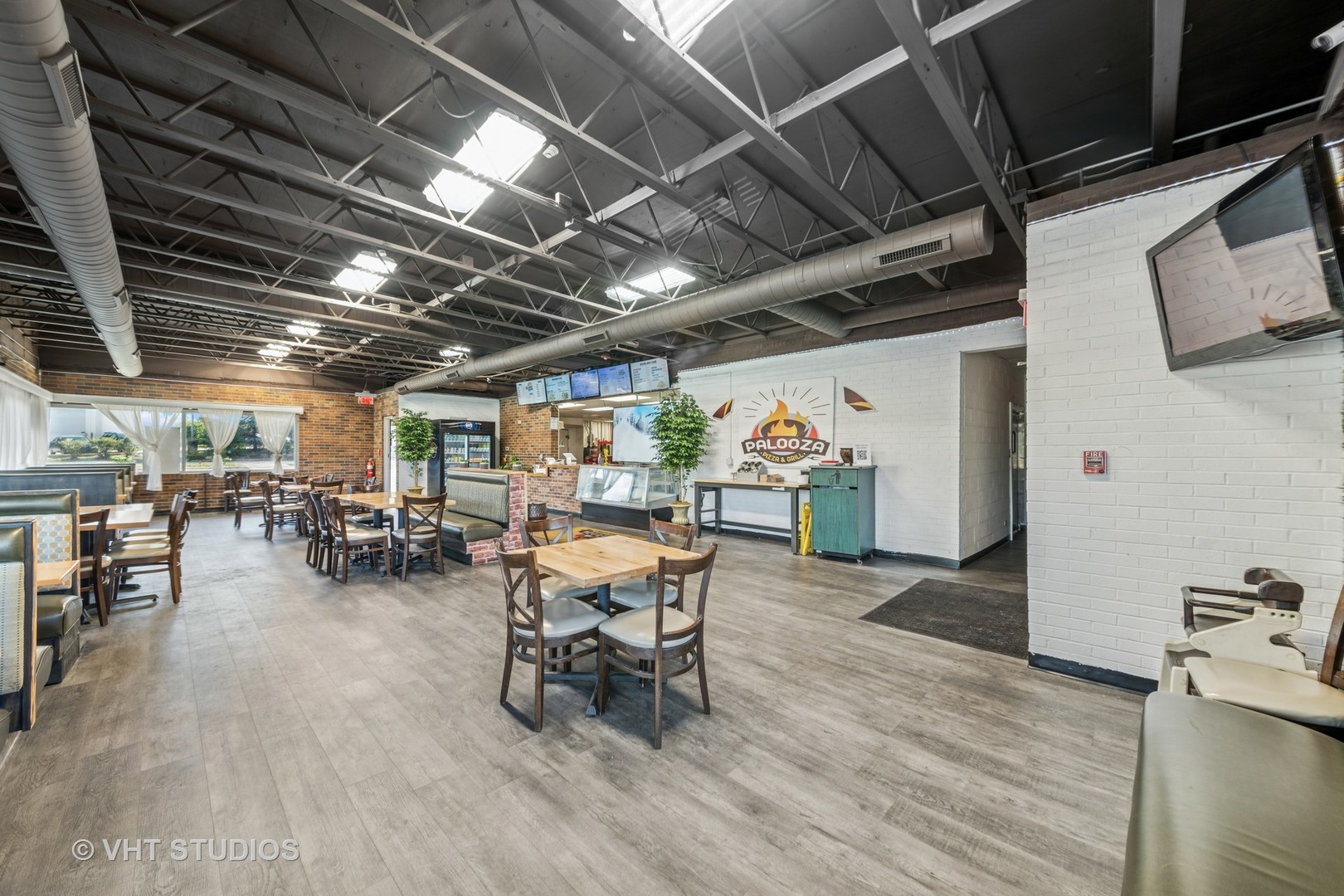 1820 W Irving Park Road Property Photo 13