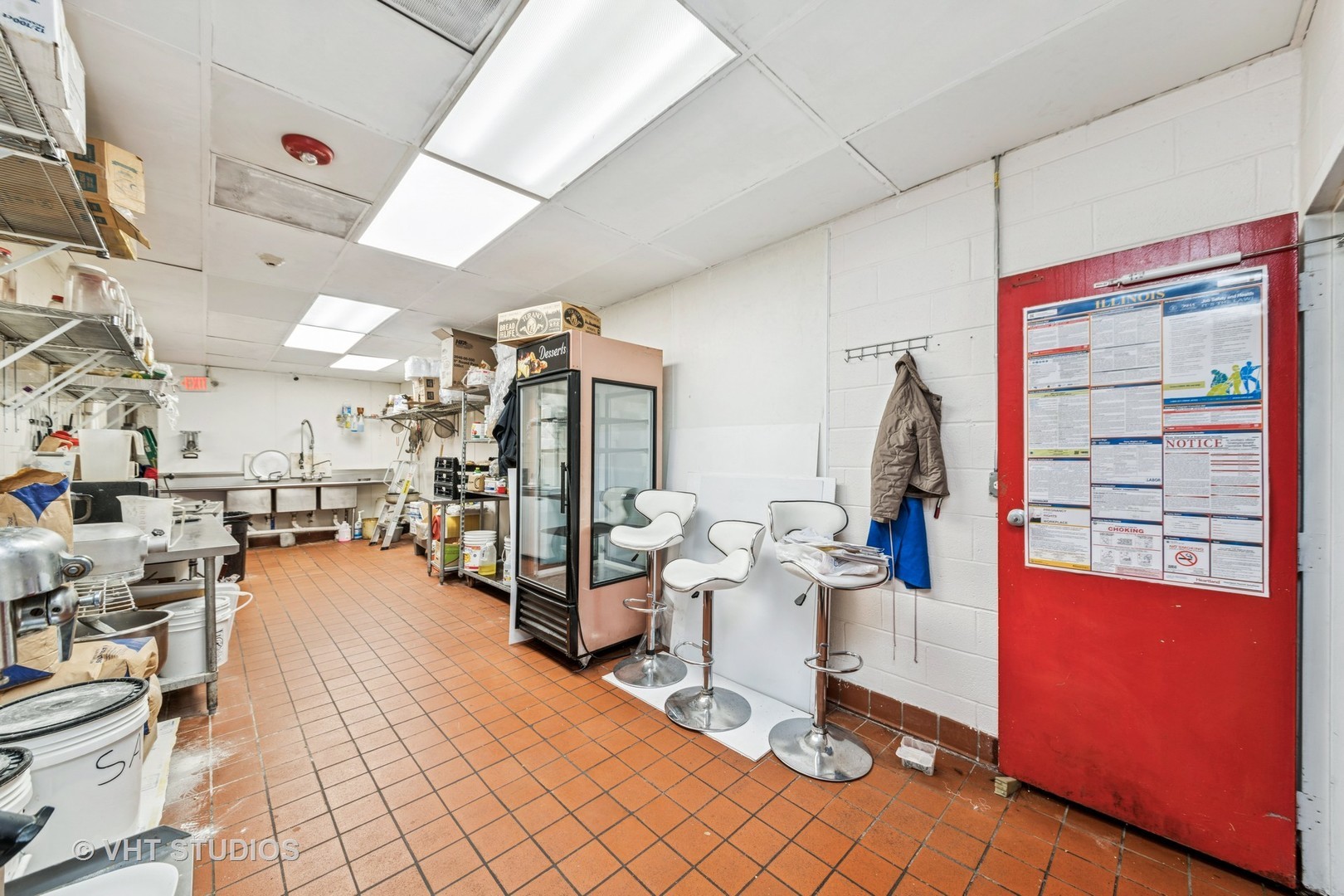 1820 W Irving Park Road Property Photo 16