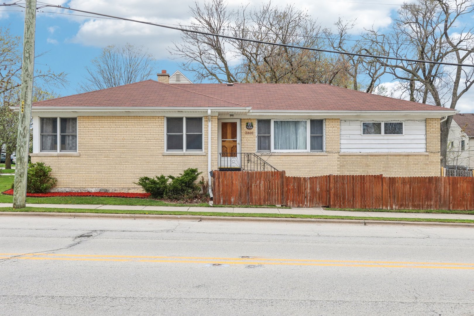 5800 Prospect Avenue Property Photo 1