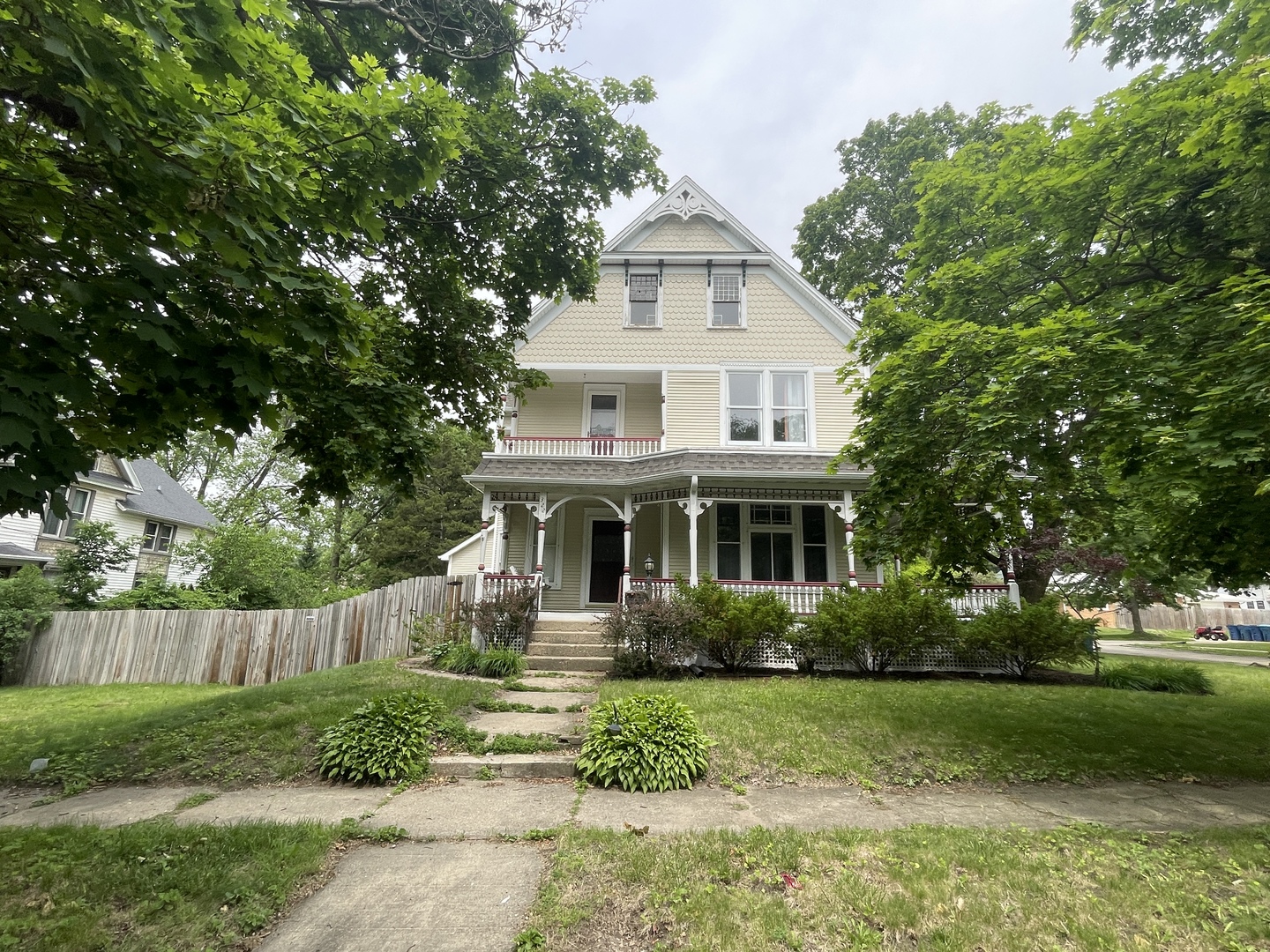 322 Crawford Avenue Property Photo 1