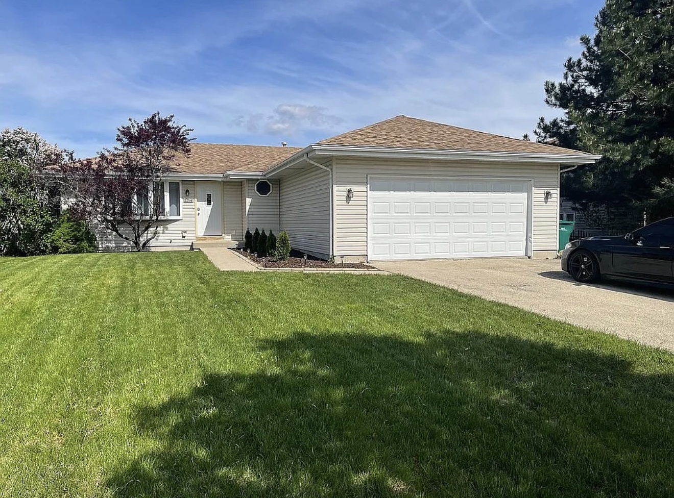2314 Hasting Drive Property Photo 1