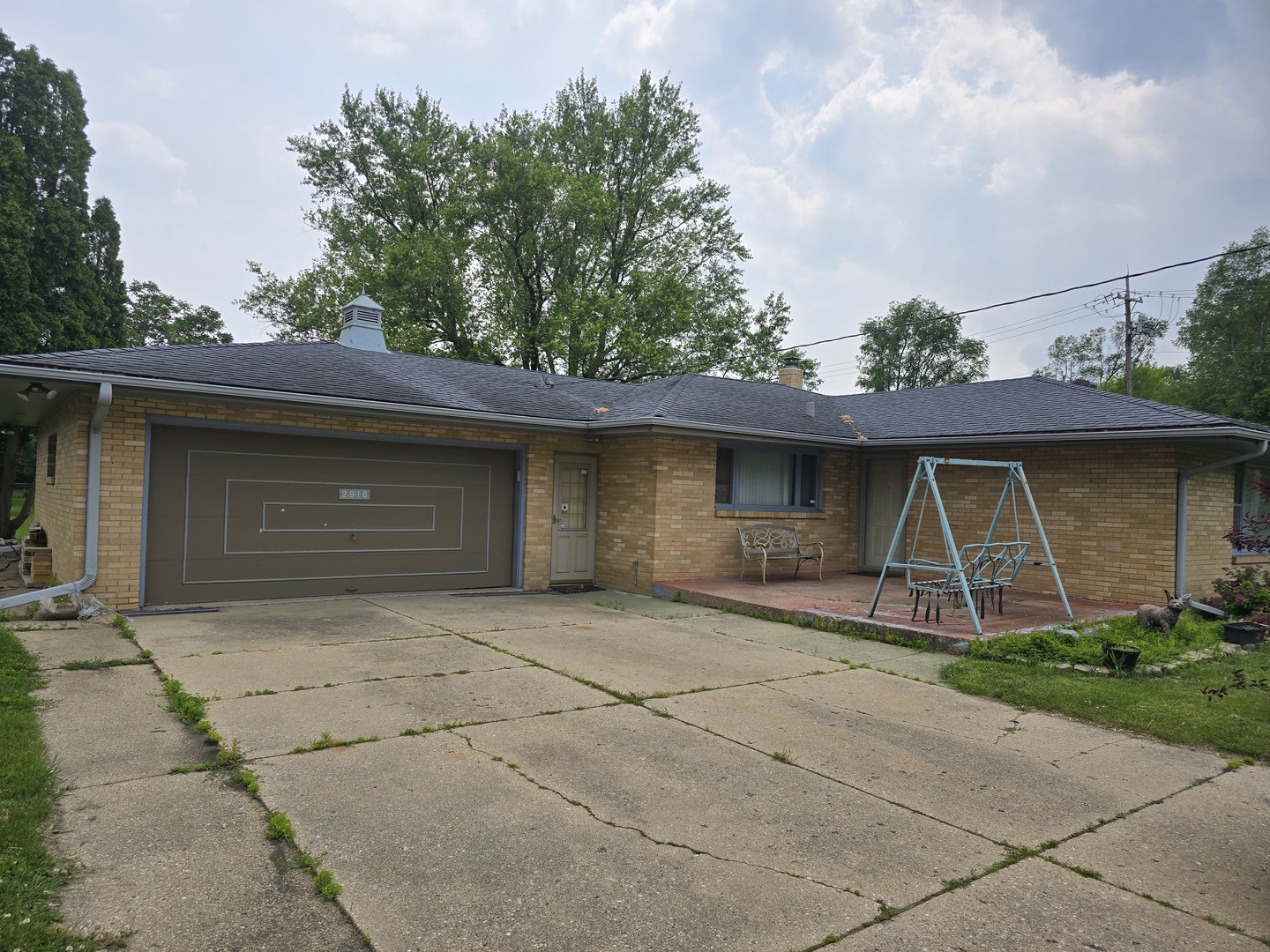 2916 School Street Property Photo 1