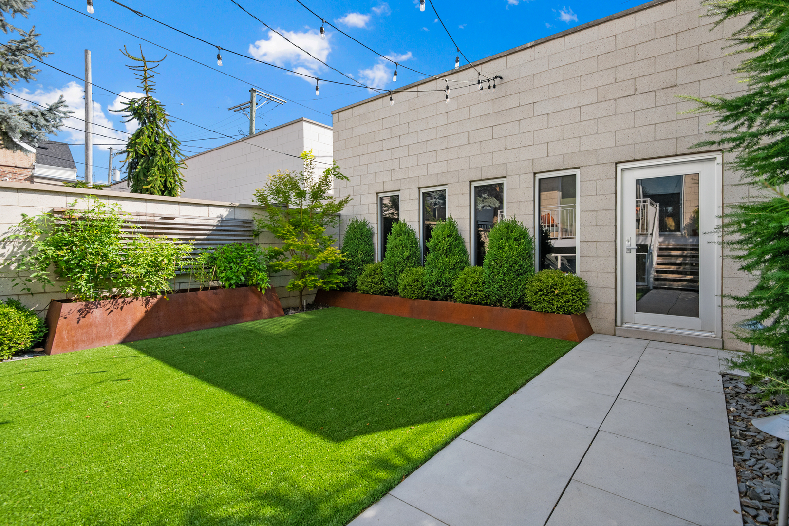 1805 N Wolcott Avenue Property Photo 32