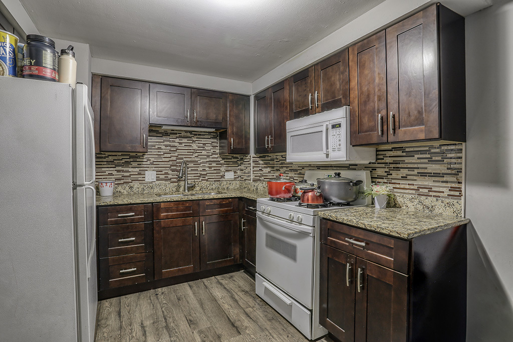 10735 S Lloyd Drive Property Photo 5