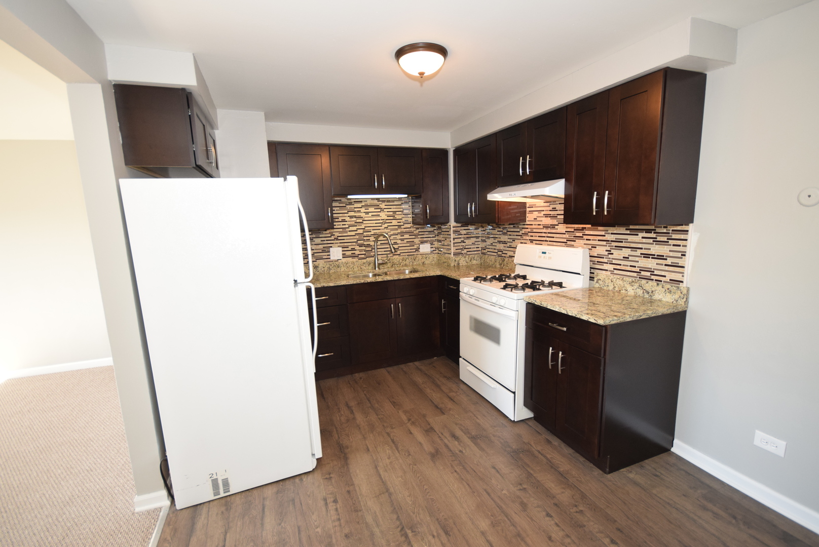 10735 S Lloyd Drive Property Photo 8