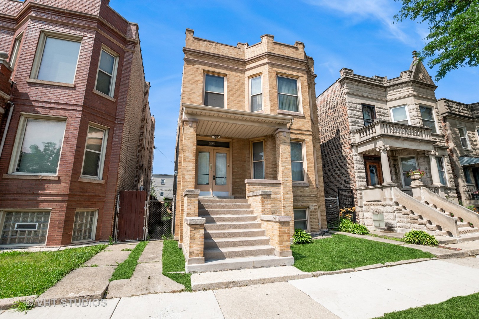4026 W Cermak Road Property Photo 1