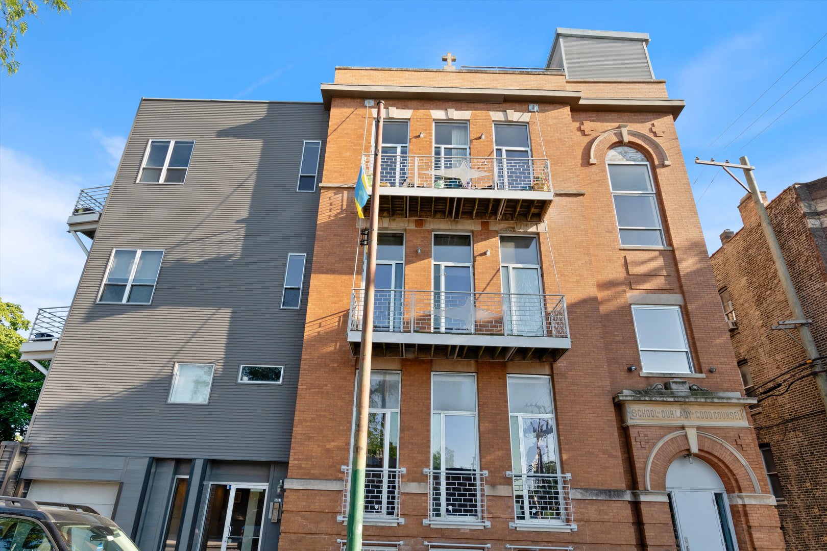 2411 W Walton Street 2B