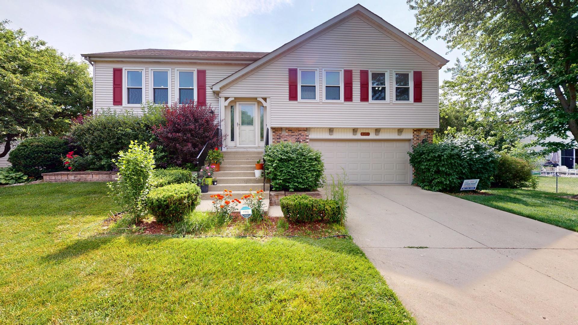 1005 N Dovington Drive Property Photo 1