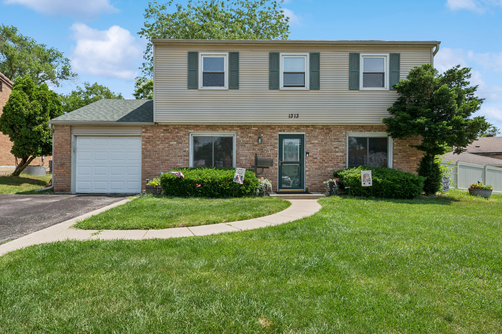 1313 Glen Hill Drive Property Photo 1