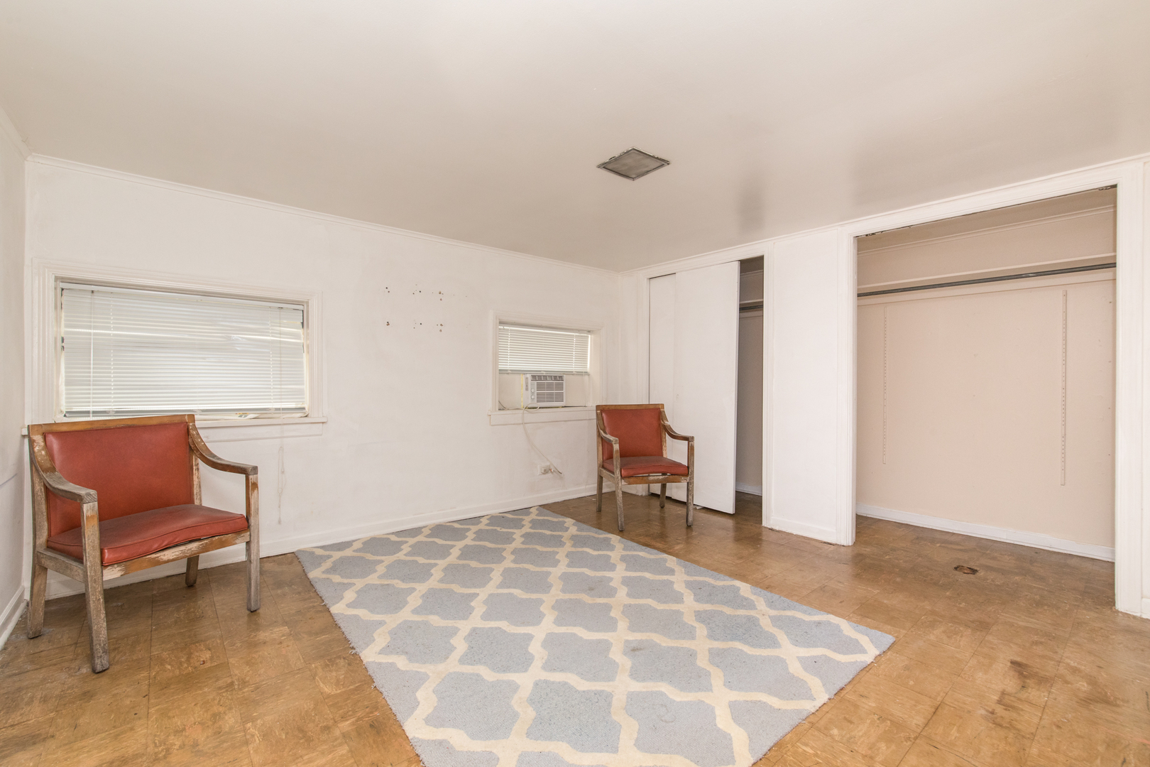 1330 Webford Avenue Property Photo 16