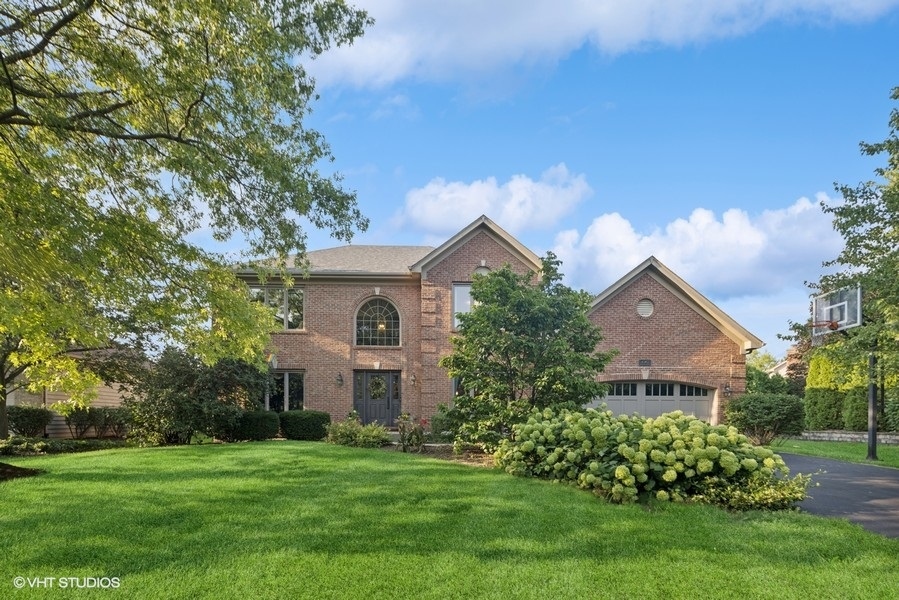 1343 Dunrobin Road Property Photo 1
