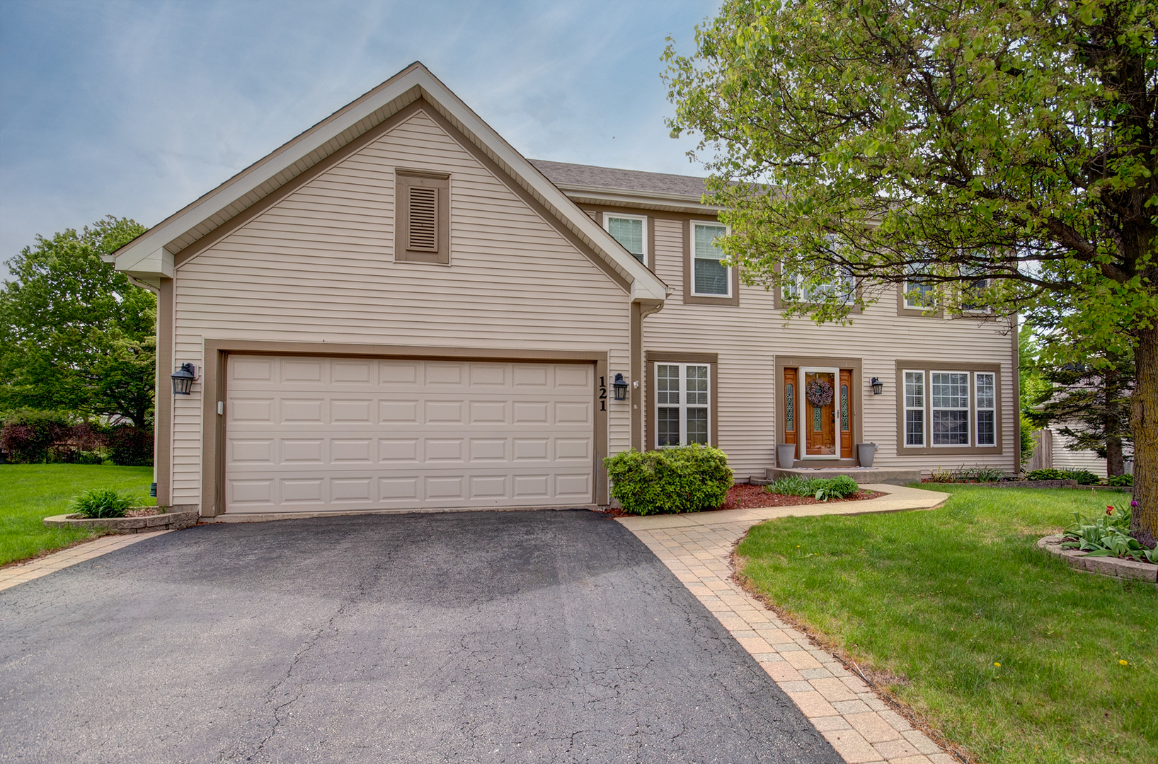 121 Brookhaven Court Property Photo 1