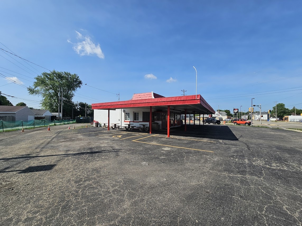 2929 Roosevelt Road Property Photo 1