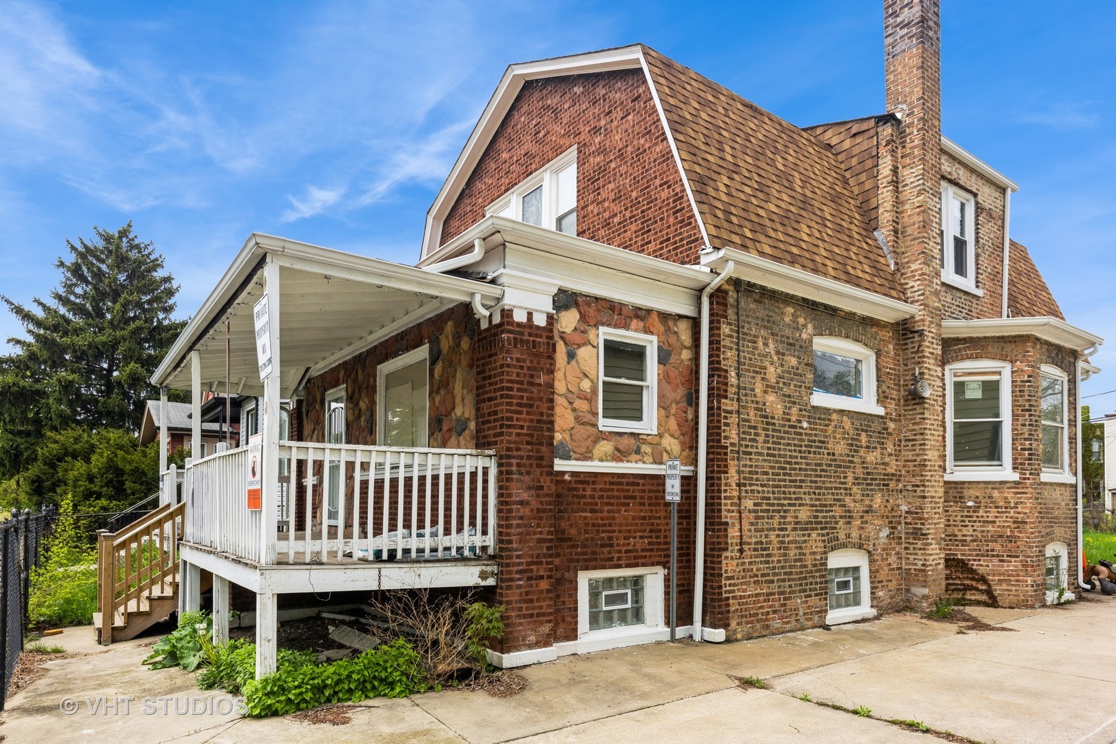32 W 109th Place Property Photo 1