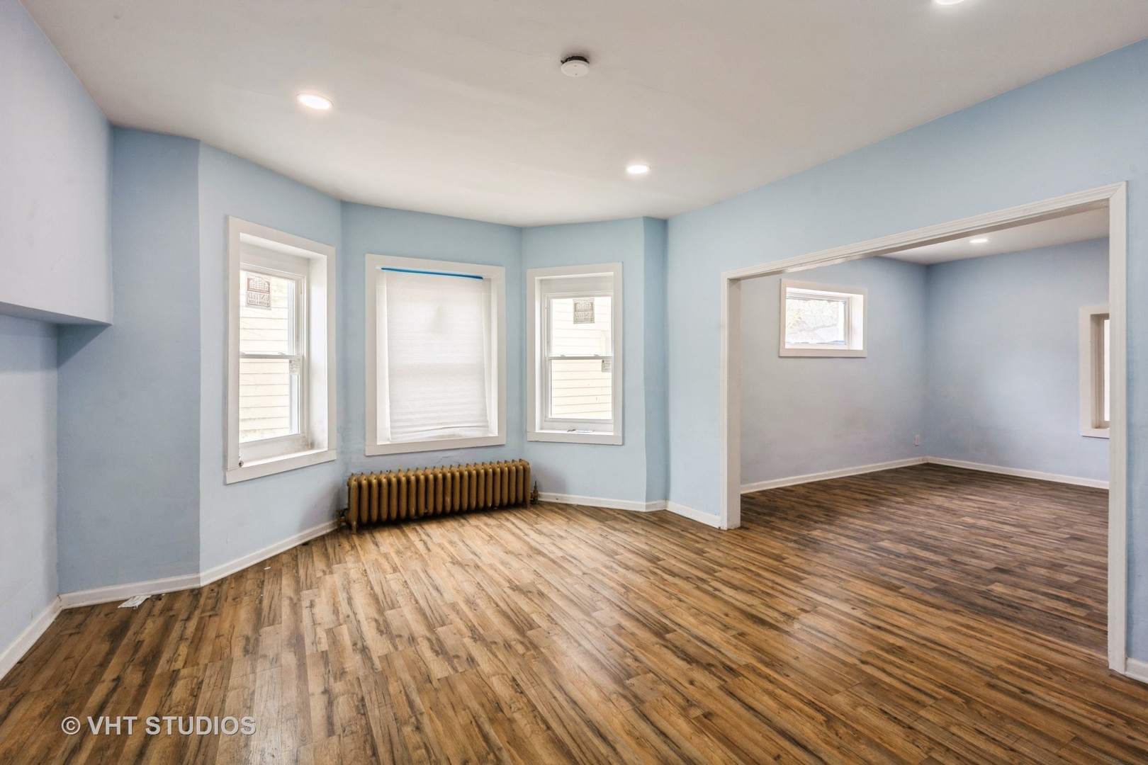 32 W 109th Place Property Photo 4