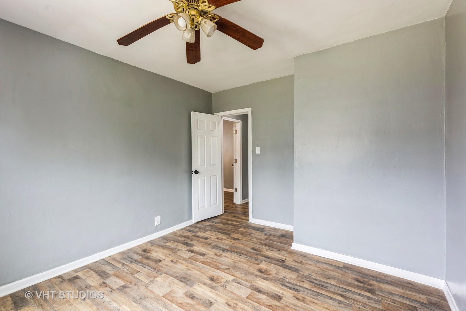 32 W 109th Place Property Photo 13