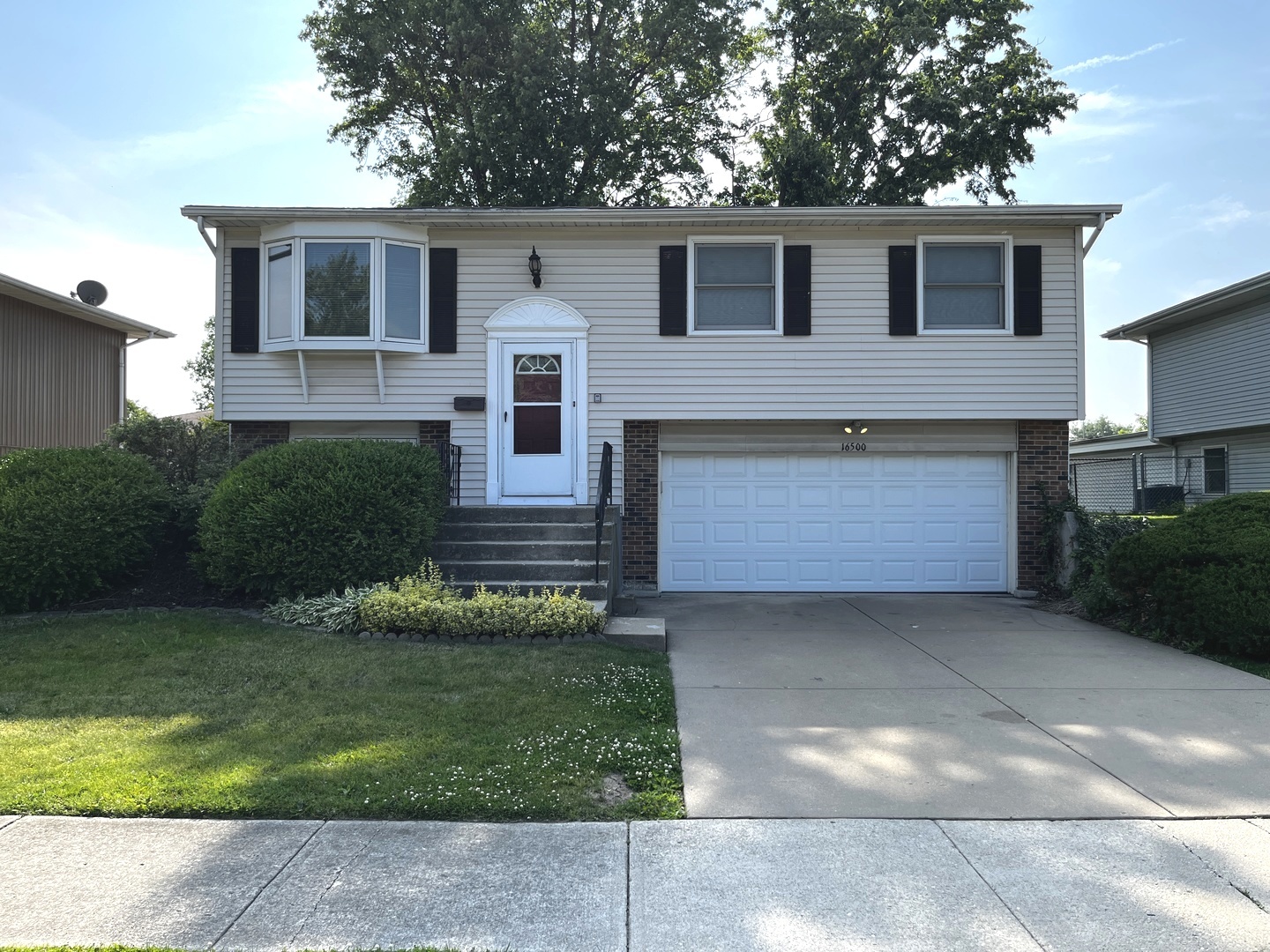 16500 76th Avenue Property Photo 1