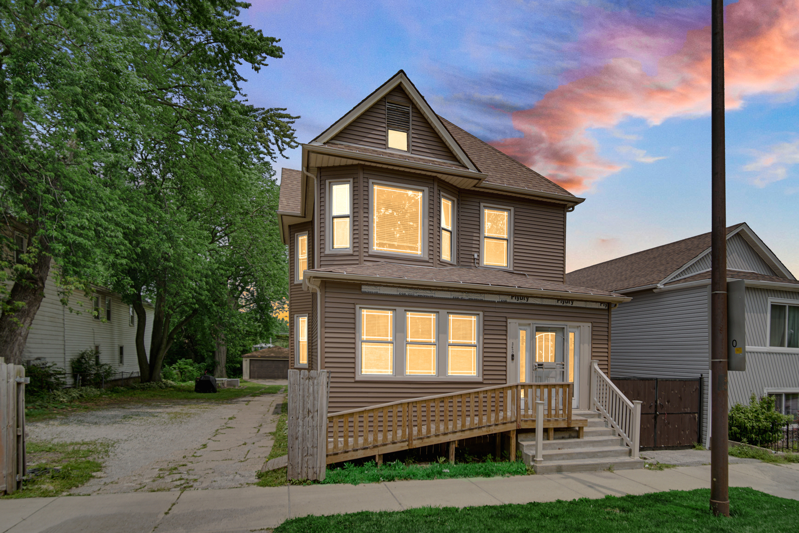 320 E 138th Street