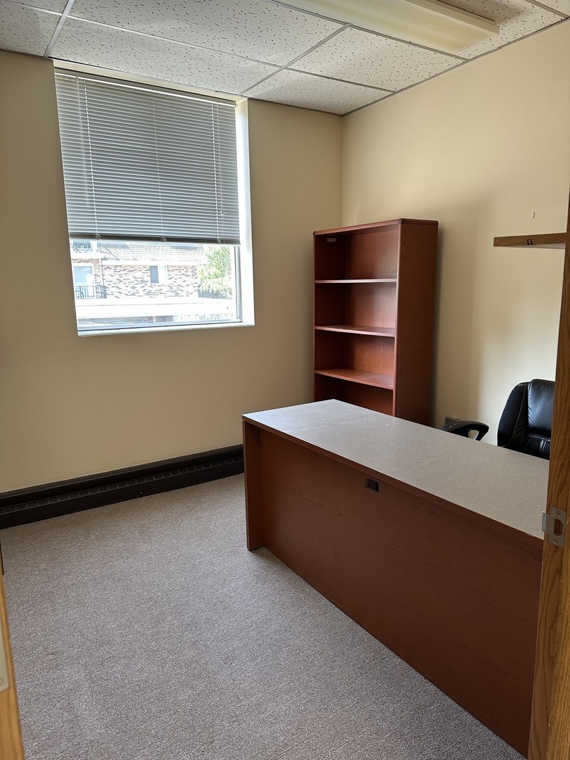 444 W Galena Boulevard Property Photo 4