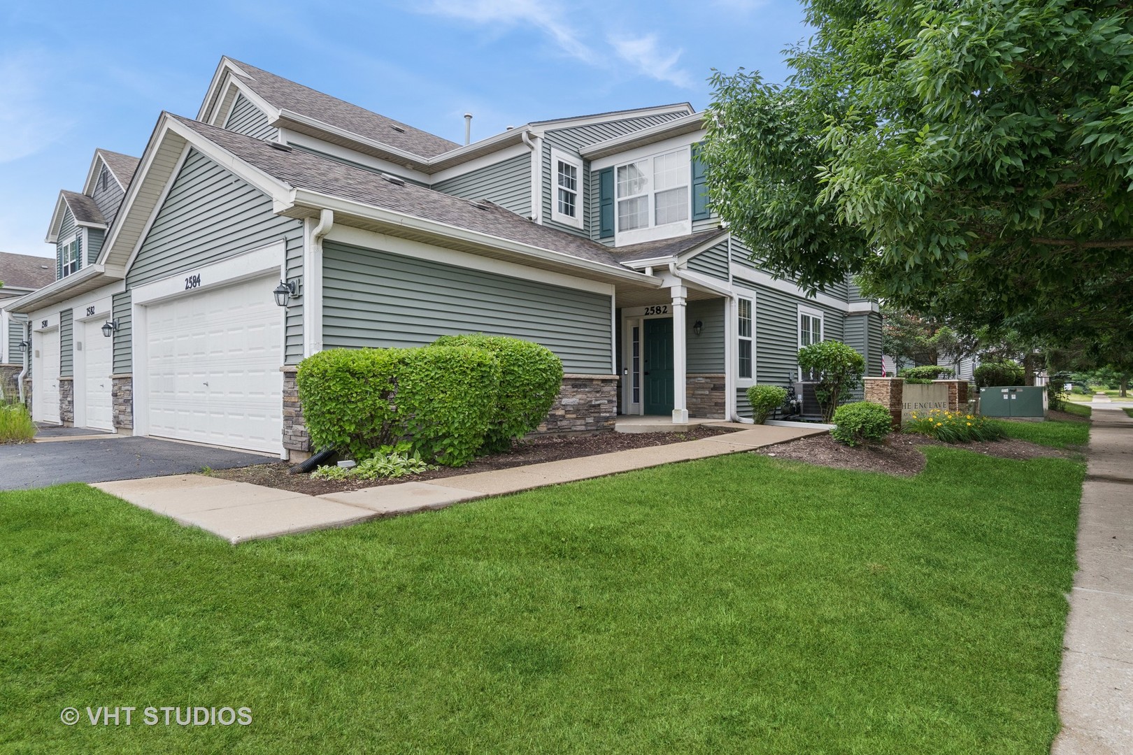 2582 Golf Ridge Circle Property Photo 1