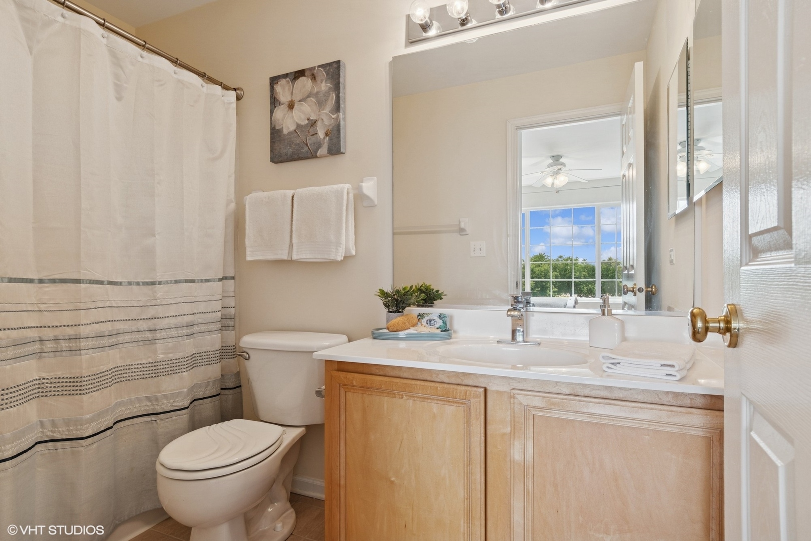 2396 Oakfield Court Property Photo 12