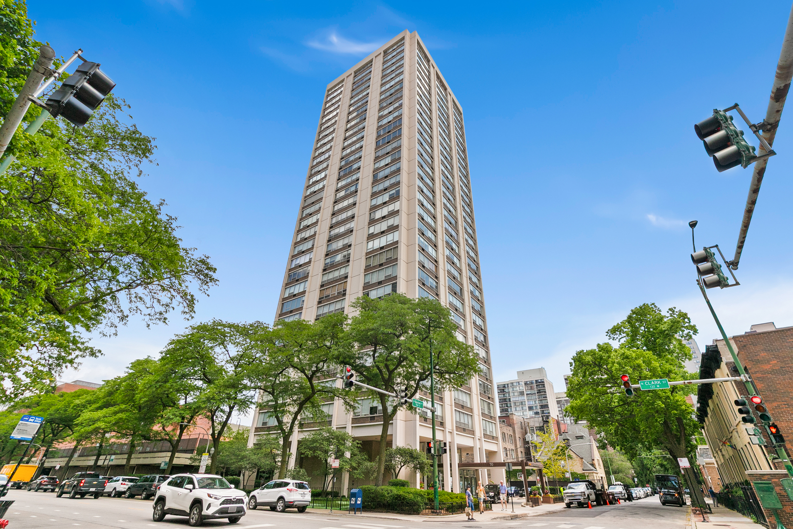 70 W Burton Place 1801