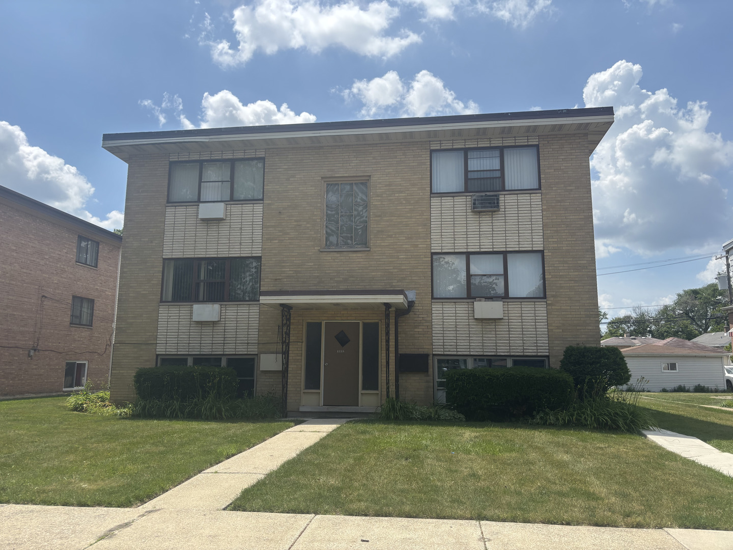 2032 S 13th Avenue