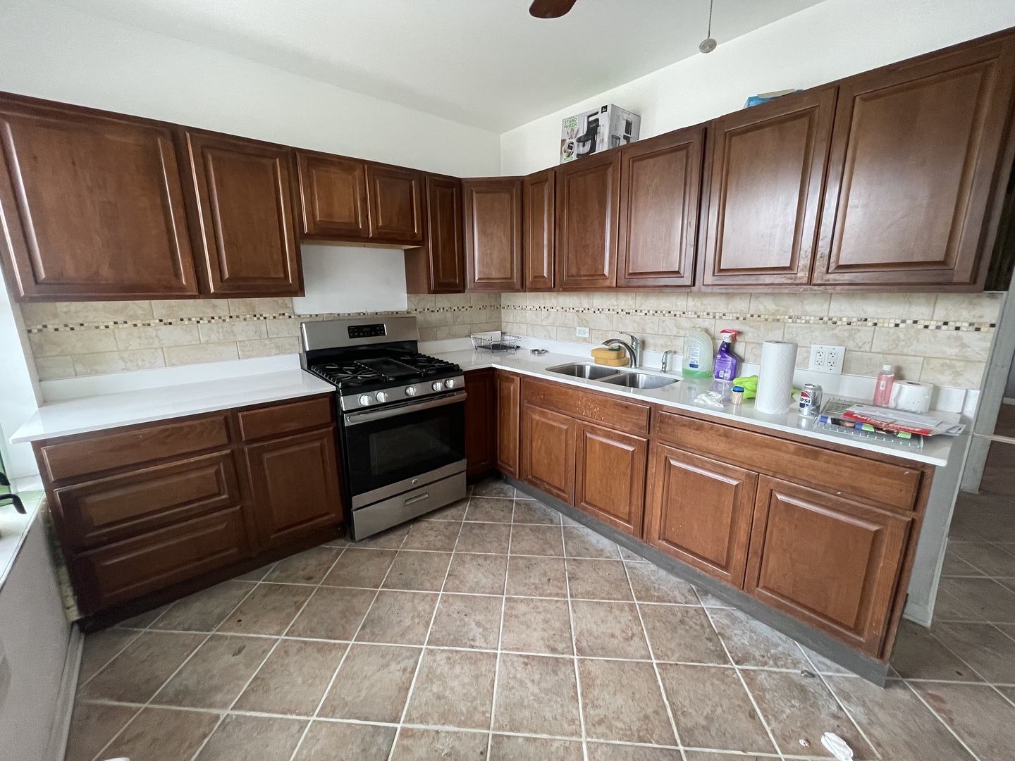 1745 N Cicero Avenue Property Photo 7