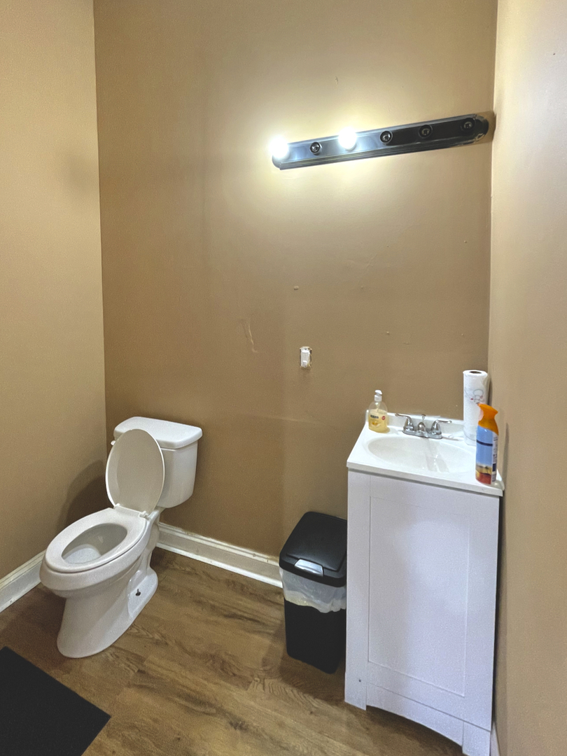 11146 S Michigan Avenue Property Photo 4