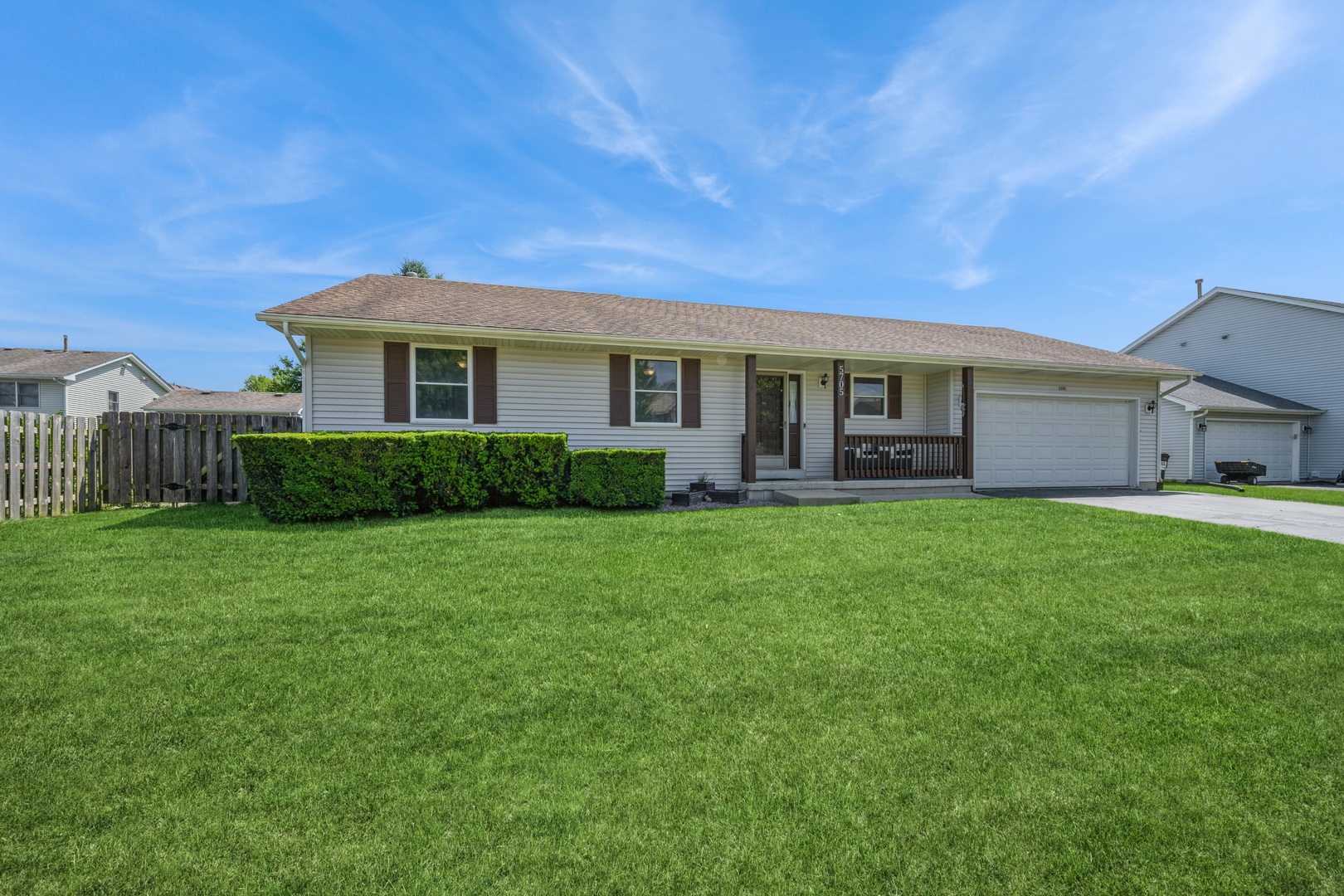 5705 Cobblestone Trail Property Photo 1