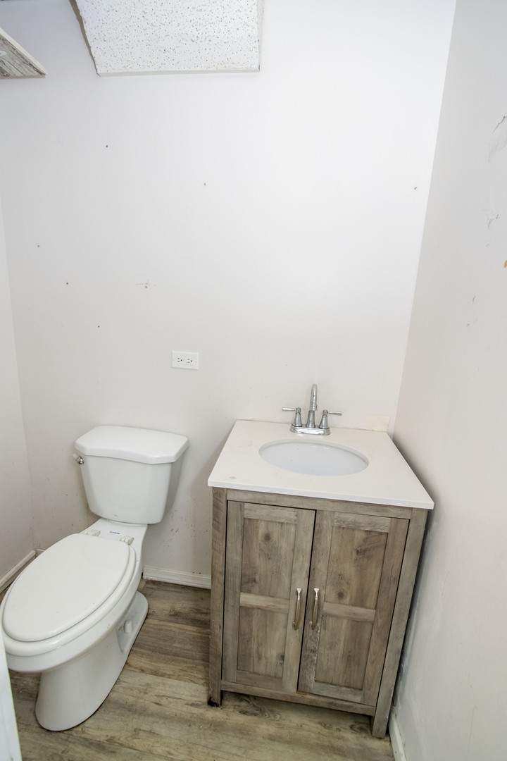 6645 W 111th Street Property Photo 7