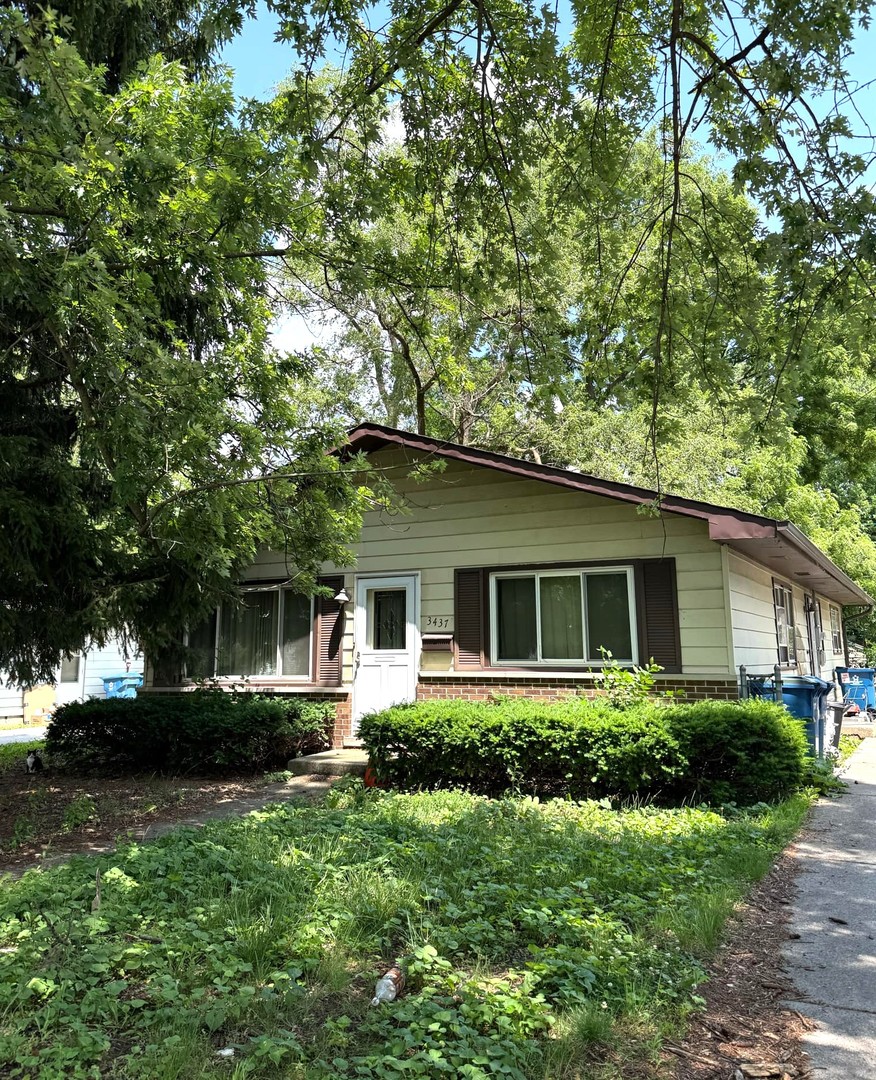 3437 Wallace Avenue Property Photo 1