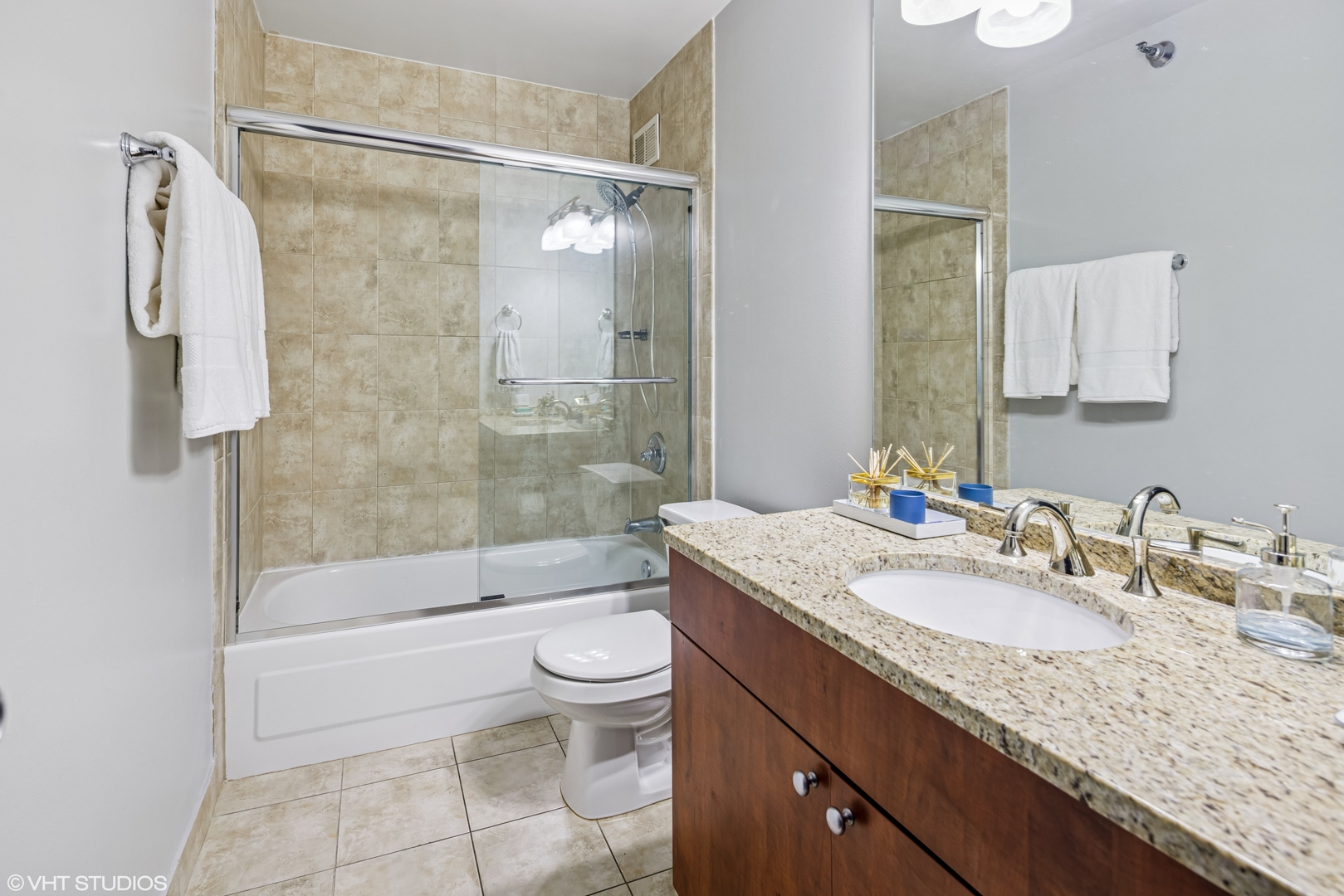 474 N Lake Shore Drive 3811 Property Photo 9