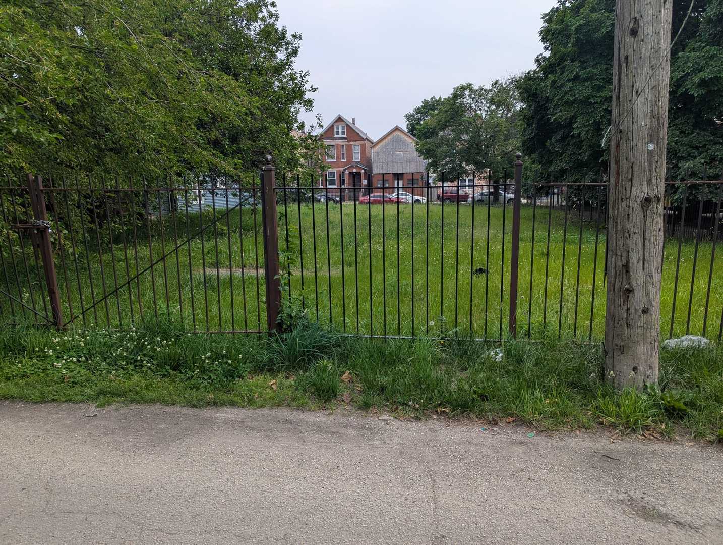 1756 W 48th Street Property Photo 7