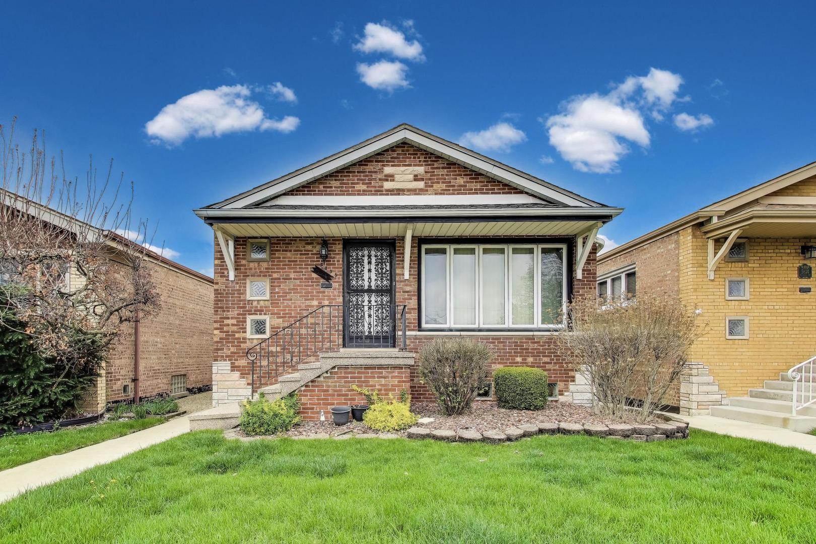 5836 S Menard Avenue Property Photo 1