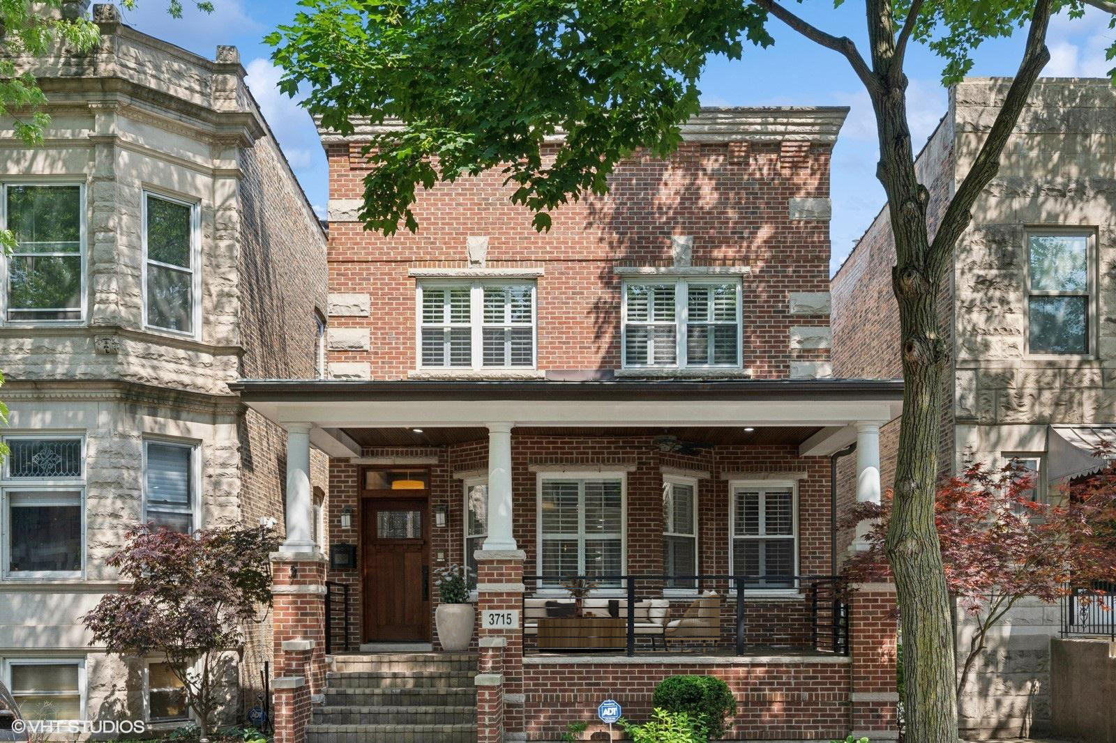 3715 N Wayne Avenue Property Photo 1