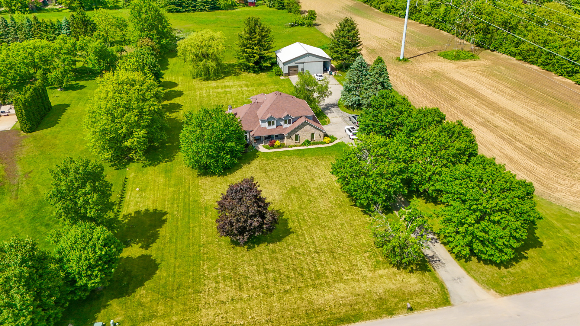 8698 Grove Hill Road Property Photo 1