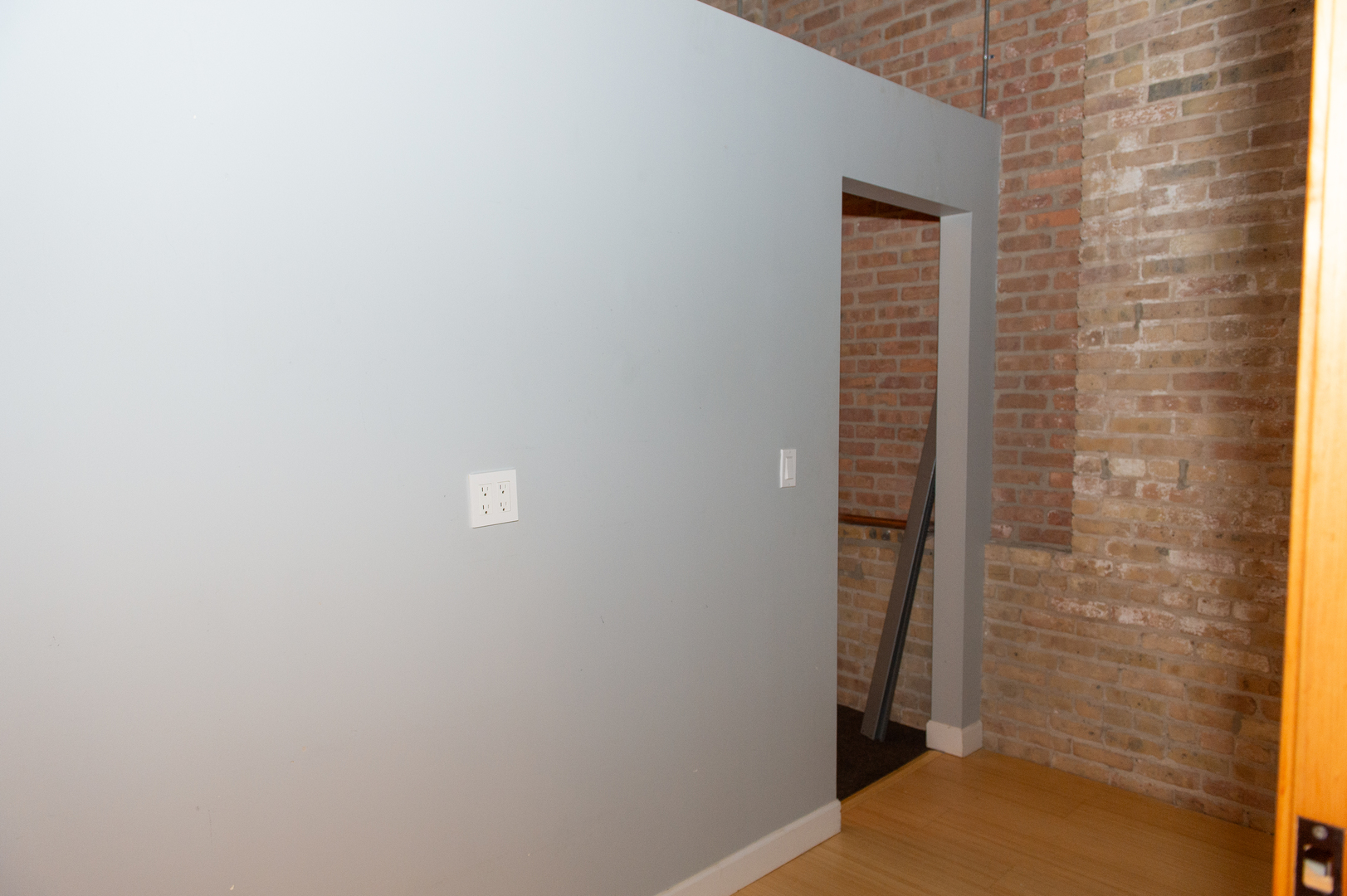 824 W Superior Street 312 Property Photo 6