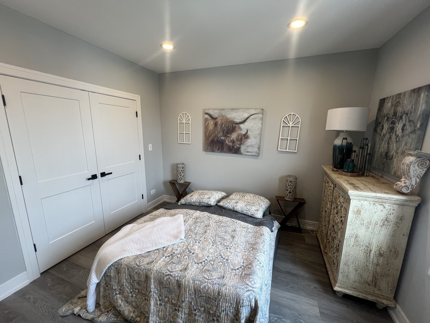 5416-22 W Belmont Avenue Property Photo 8