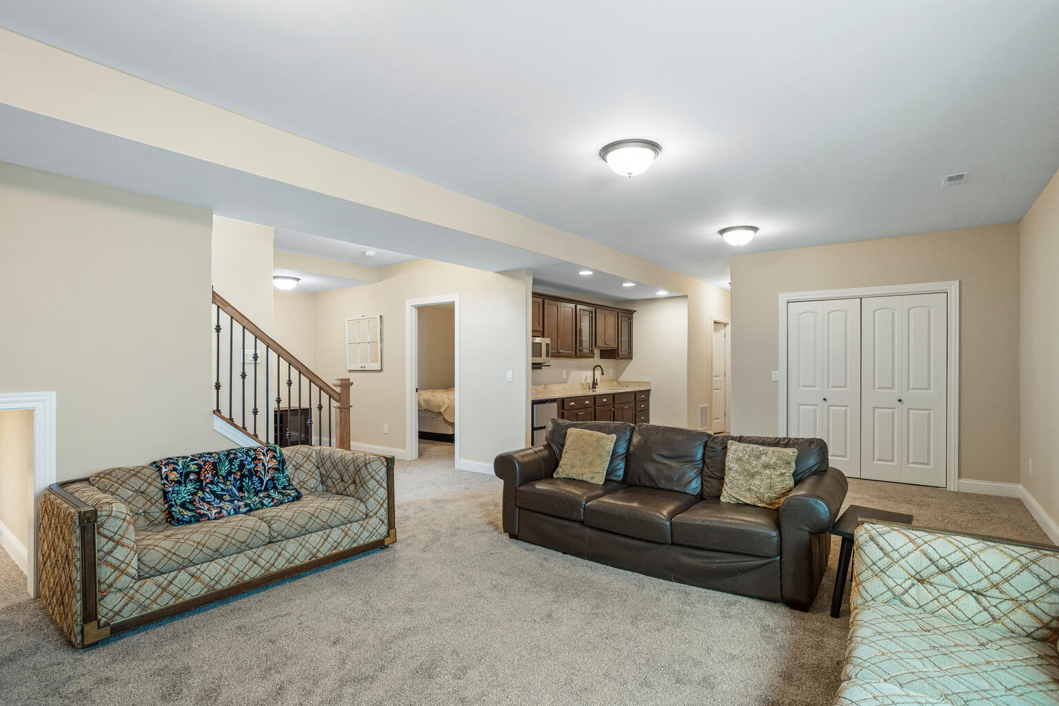 409 London Way Property Photo 50