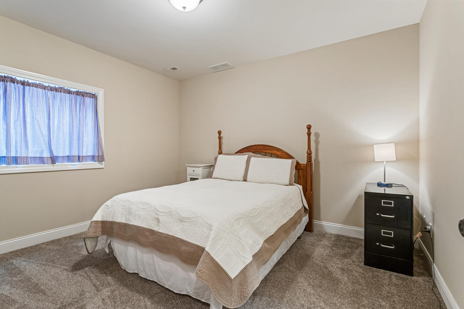 409 London Way Property Photo 59